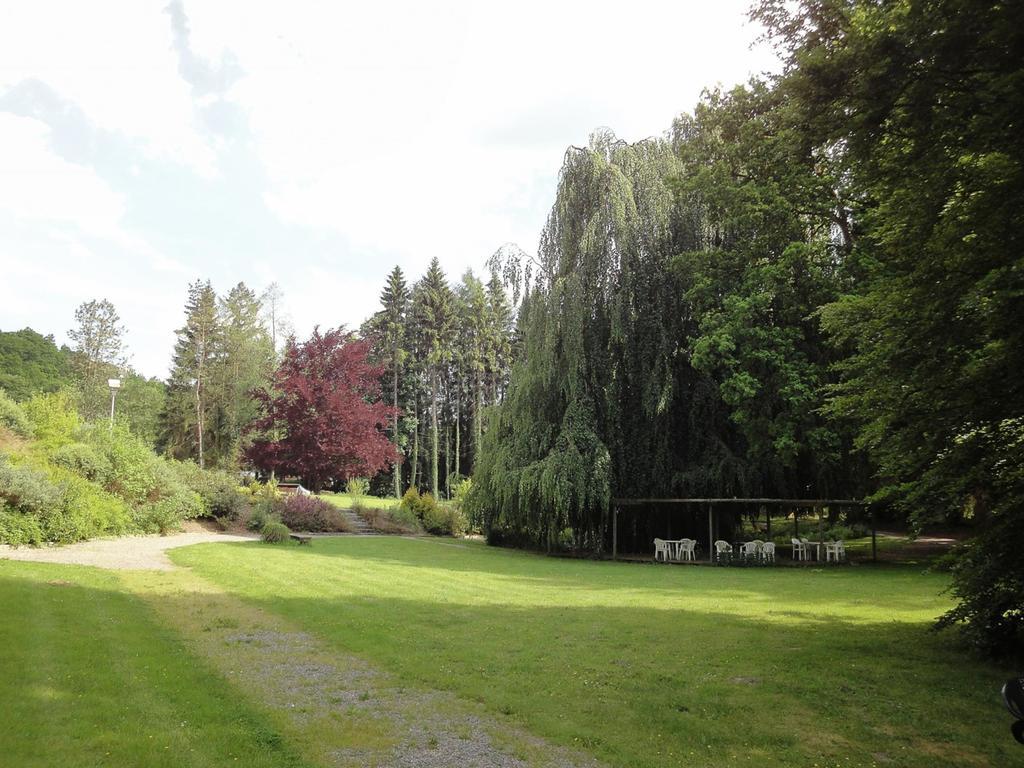 Parkhotel Villa Des Effats Vielsalm Exterior photo